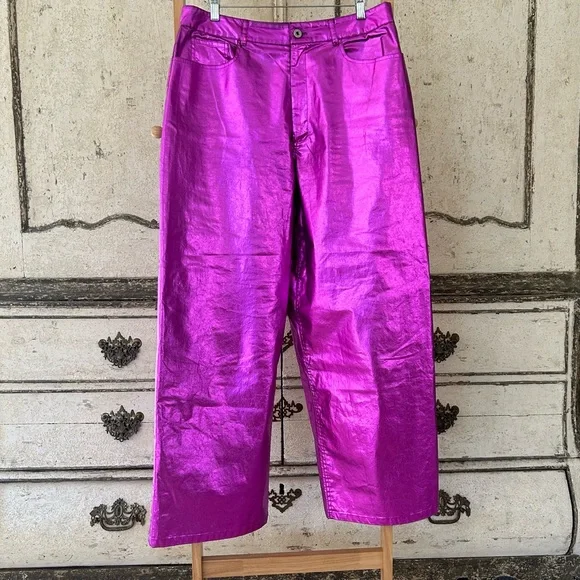 LEPOINTE Metalic Slouchy Jean. PERFECT for any occasion, wear w heels or sneaks